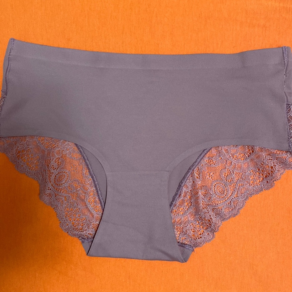 New polyamide elastic panties with lace size XS by Mark Formelle